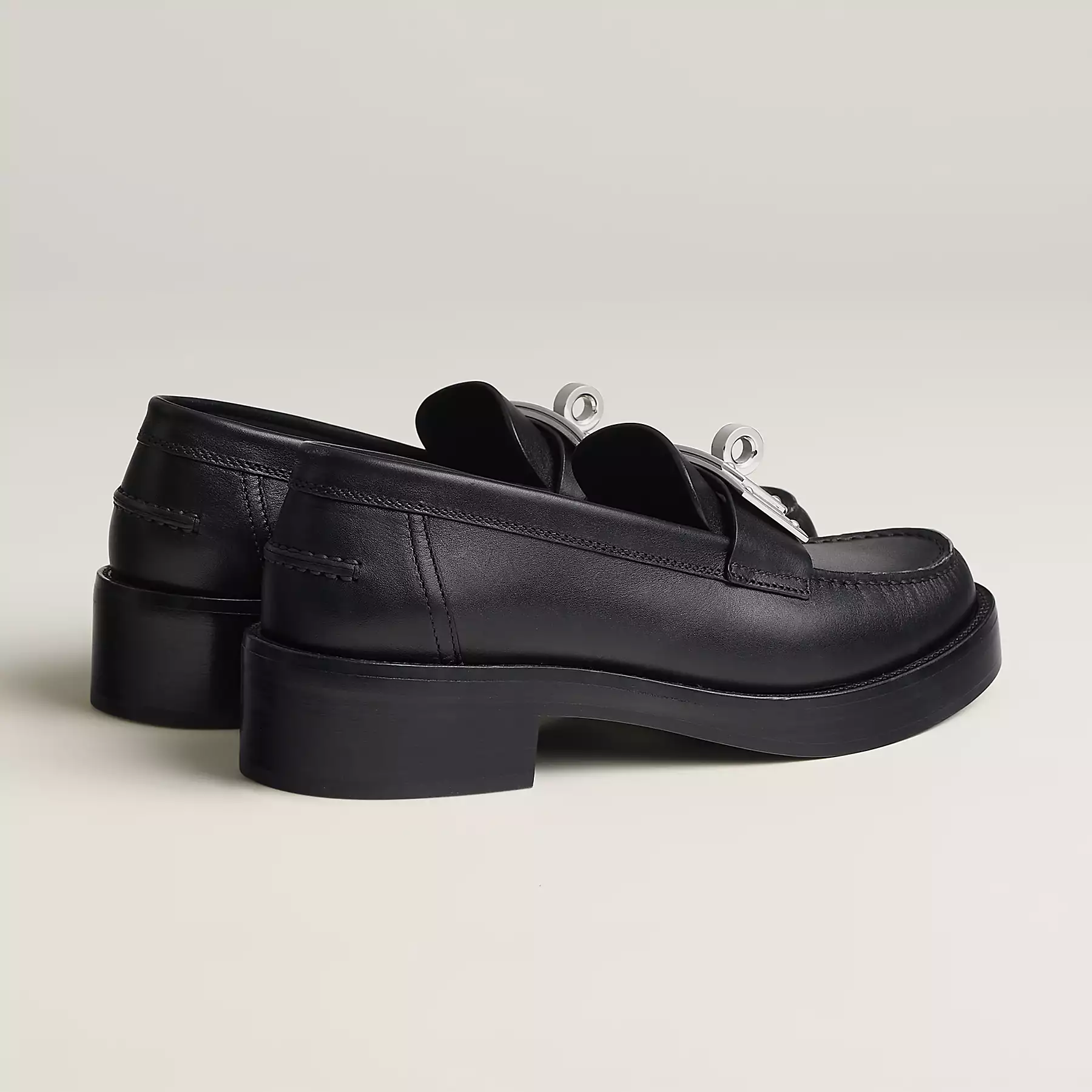 Hot loafer - Image 4